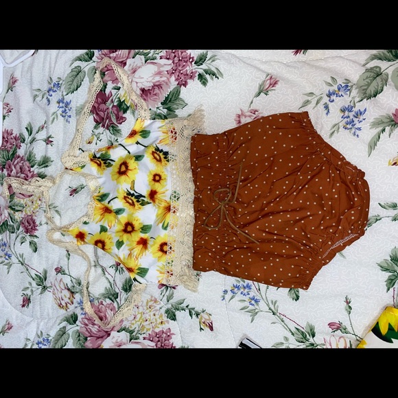 Baby girl clothes - Picture 11 of 16